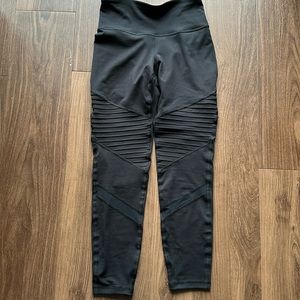 Old navy elevate leggings
